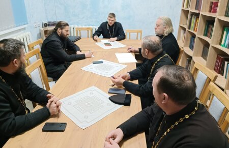 Иерей Геннадий Белоус возглавил собрание священников Клецкого благочиния