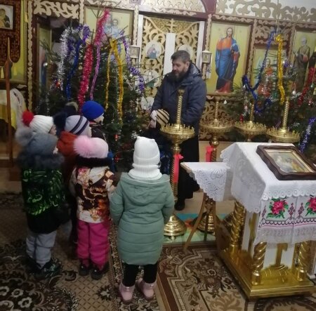 Малыши Грицевичского детсада побывали в храме святых апостолов Петра и Павла