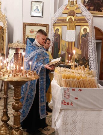 Предпразднство Сретения Господня в Воскресенском храме Клецка
