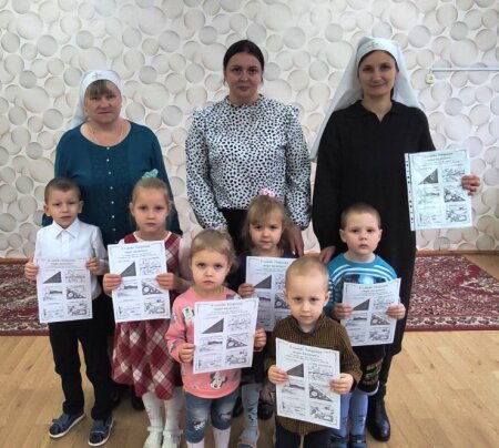 Сестры милосердия навестили дошколят