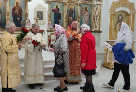 В храме Воскресения Христова состоялся праздник в честь жен-мироносиц