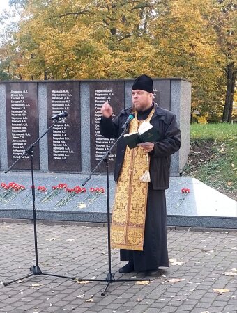 Иерей Андрей Евшель участвовал в районном Дне призывника в Клецке