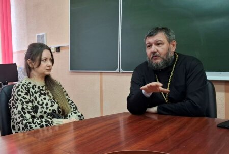 В Клецкой СШ №3 состоялось родительское собрание по теме «Профилактика суицидального поведения у учащихся»