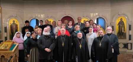 В VII Рождественских образовательных чтениях Минской митрополии в Солигорске приняли участие иерей Андрей Евшель и сестры милосердия