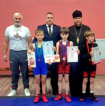 В Клецке прошел рождественский турнир по вольной борьбе, посвященный памяти священномученика Иоанна
