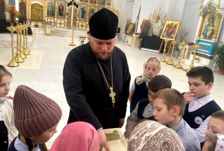 Всё о доме Божьем можно узнать только в самом храме