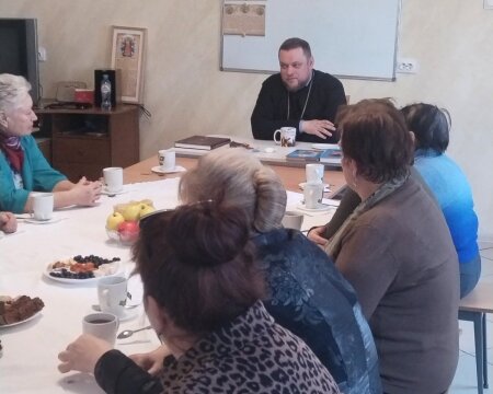 Иерей Андрей Евшель встретился с ветеранами Клецкого района