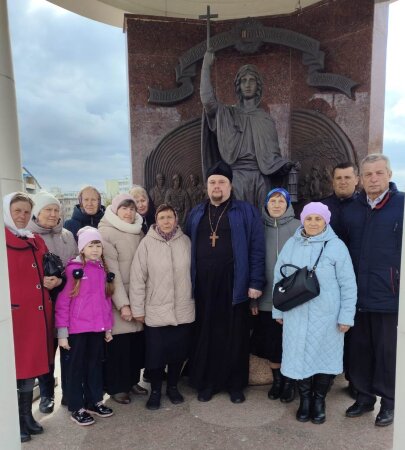 Клетчане приложись к частице пояса Богородицы