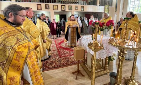 Храм в д.Садовая отмечает свое 20-летие со дня восстановления