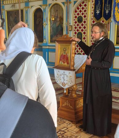 Покровский храм с экскурсией посетили ребята городской школы