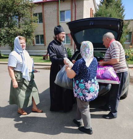 Гуманитарная помощь для насельников пансионата